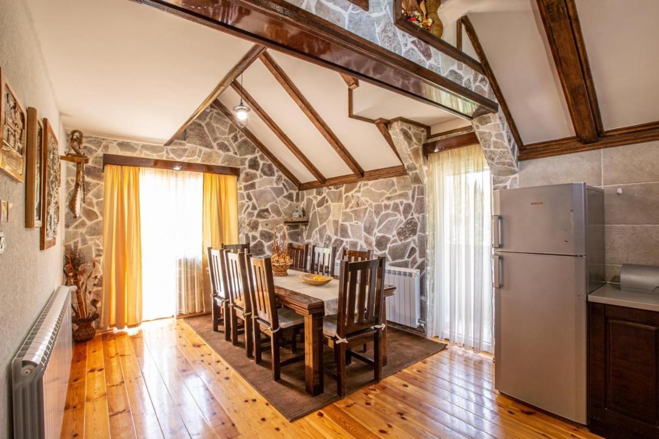 Family Spa Apartments Sunny&Shiny Savnik Zimmer foto